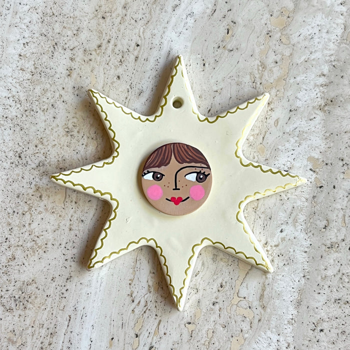 Scallop Edge Ornament • No Sequins